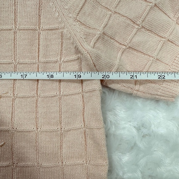 Alfred Dunner Women’s Beaded Short Sleeve Pink Sweater - Picture 6 of 10